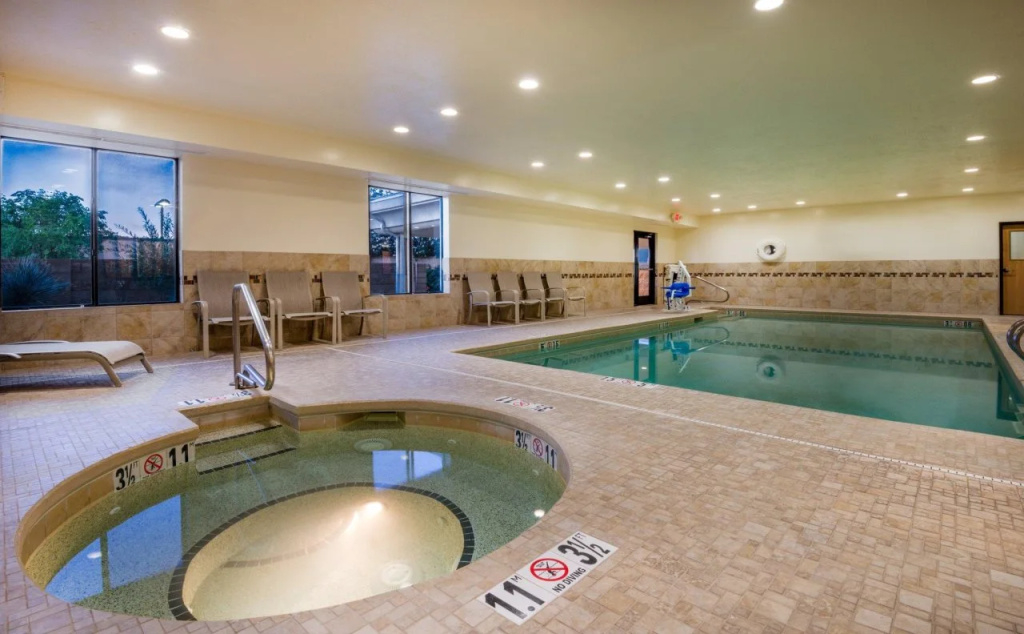 Holiday Inn Express Socorro by IHG