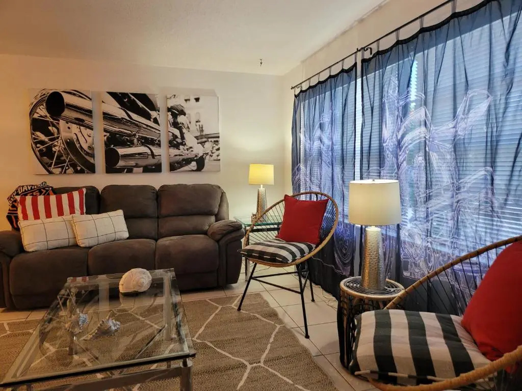 #2 Walking Distance From The Beach