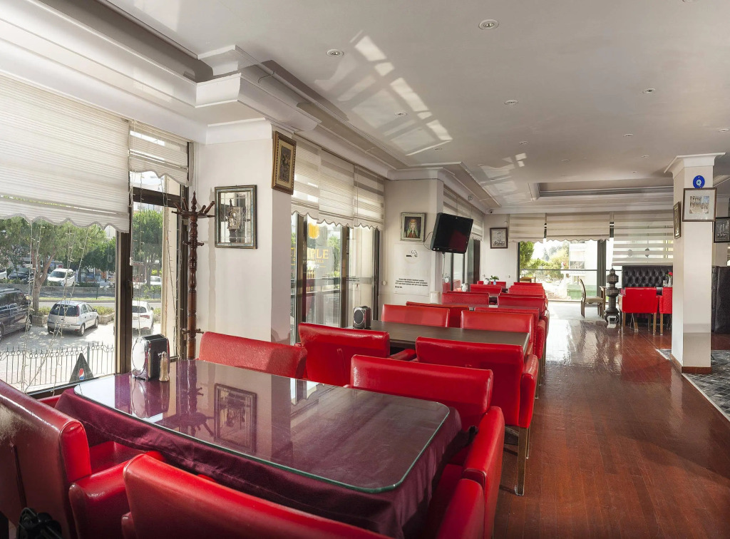 Temple Class Hotel