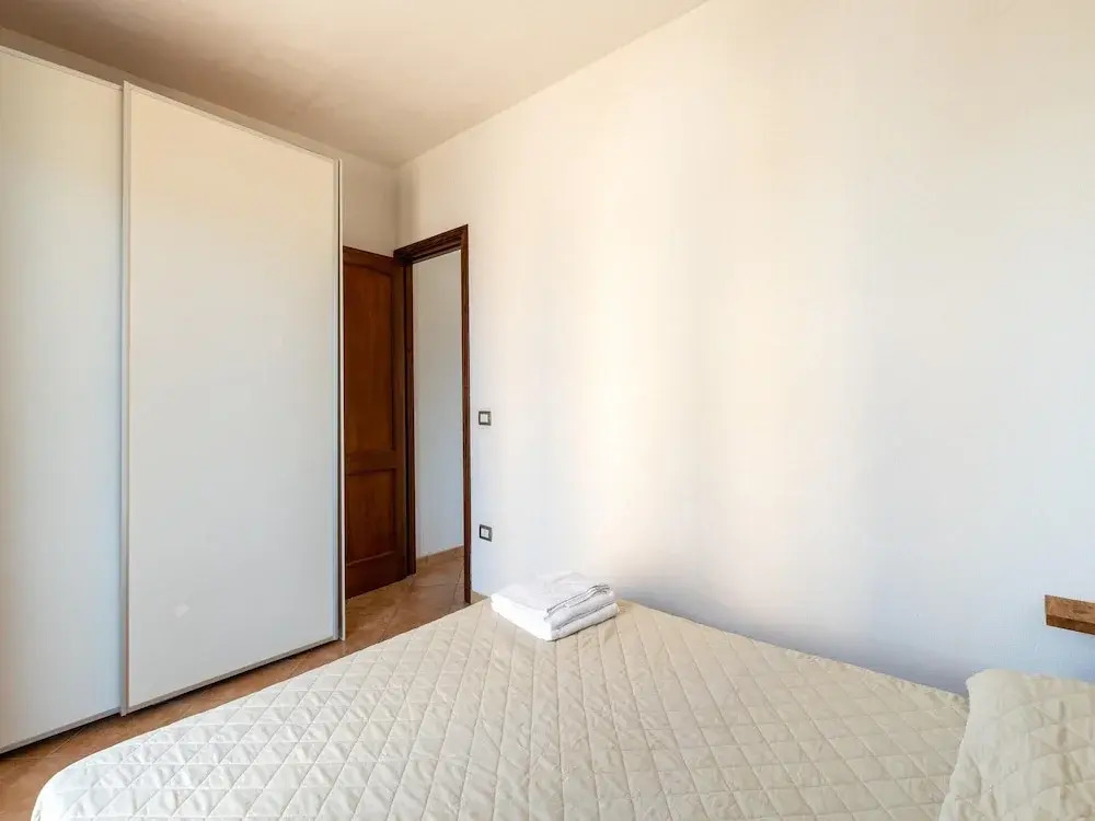 Apartment With air Conditioning and Terrace