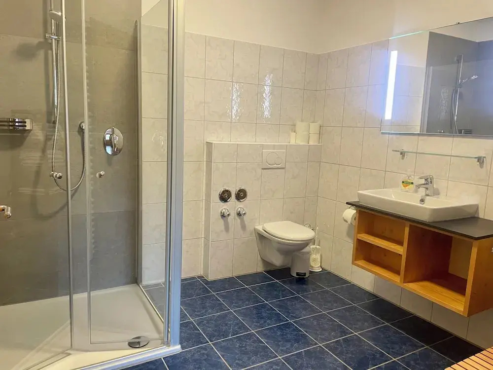 Bernhardhof - Pension, Guest-House & Apartments