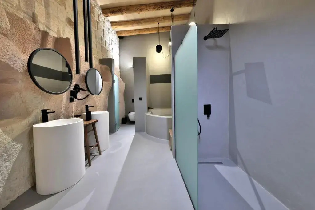 Simurg Cave House