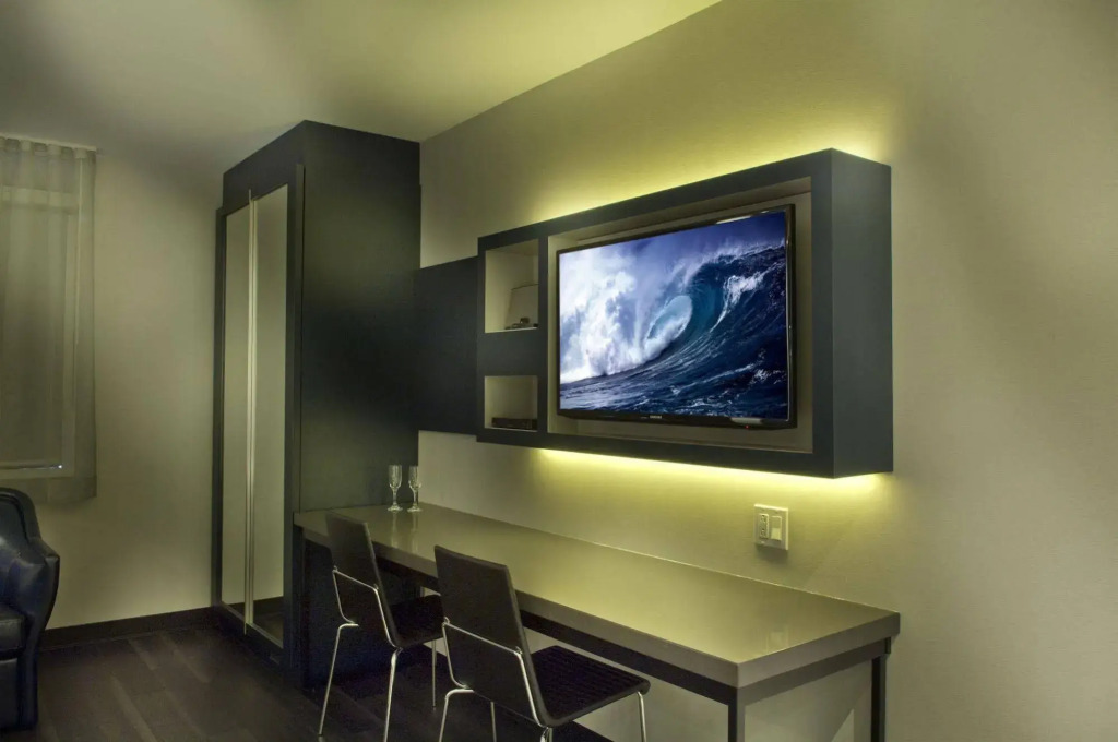 Ramada by Wyndham Laval