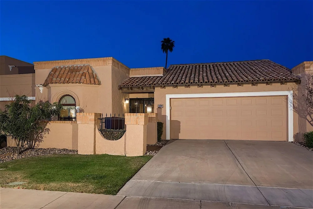 Escape at Mccormick Ranch 2BR by Casago