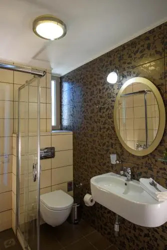 Golden Sky Villa
