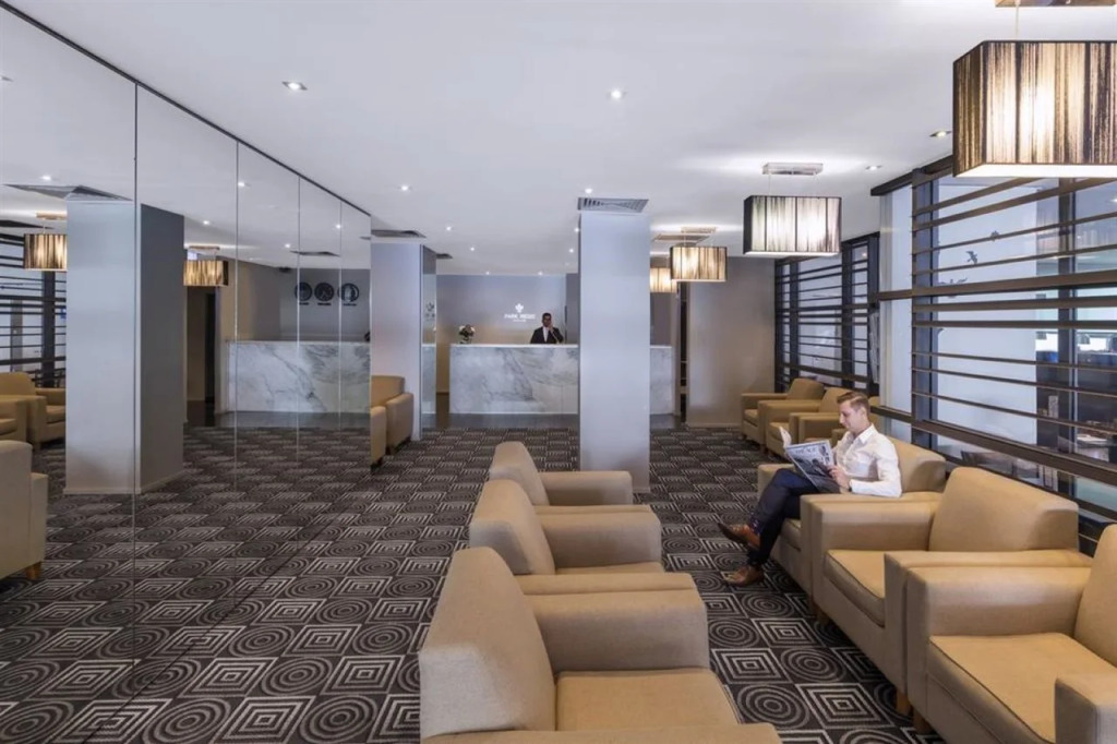 Park Regis Griffin Suites