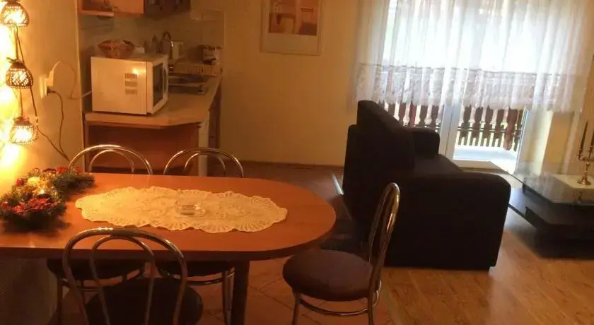 Apartament Stroma 4