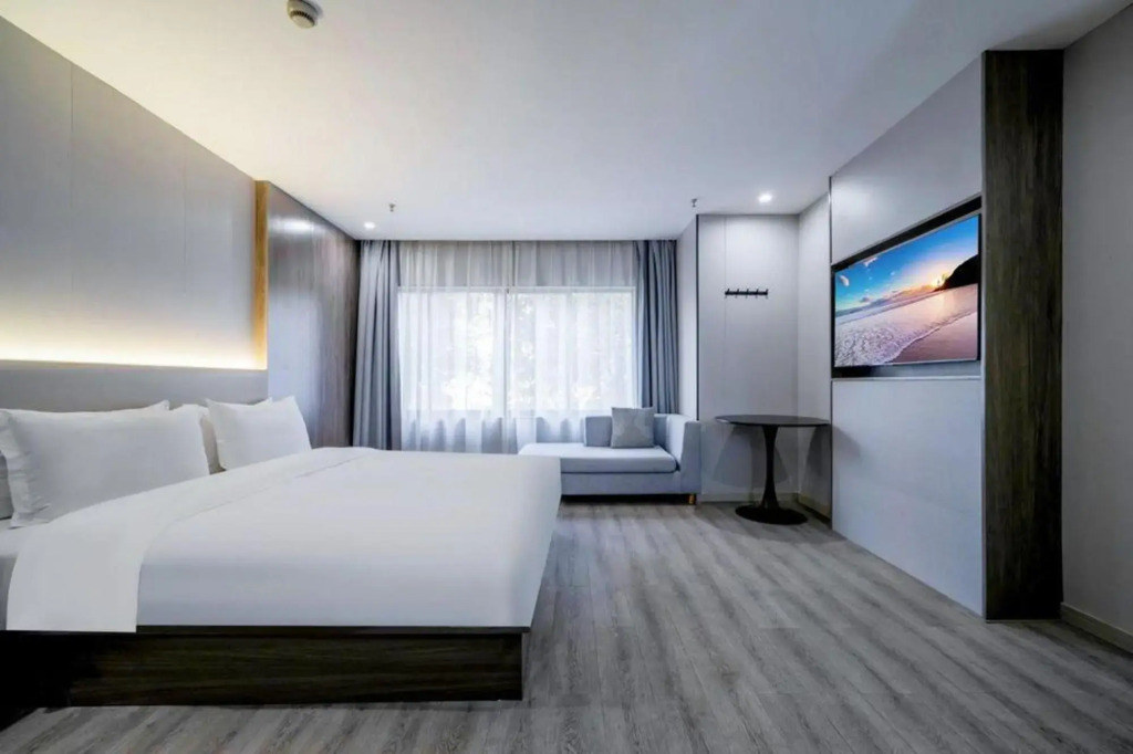 Muxi Collection Hotel (Xia Sha Wenze Road Subway Station)