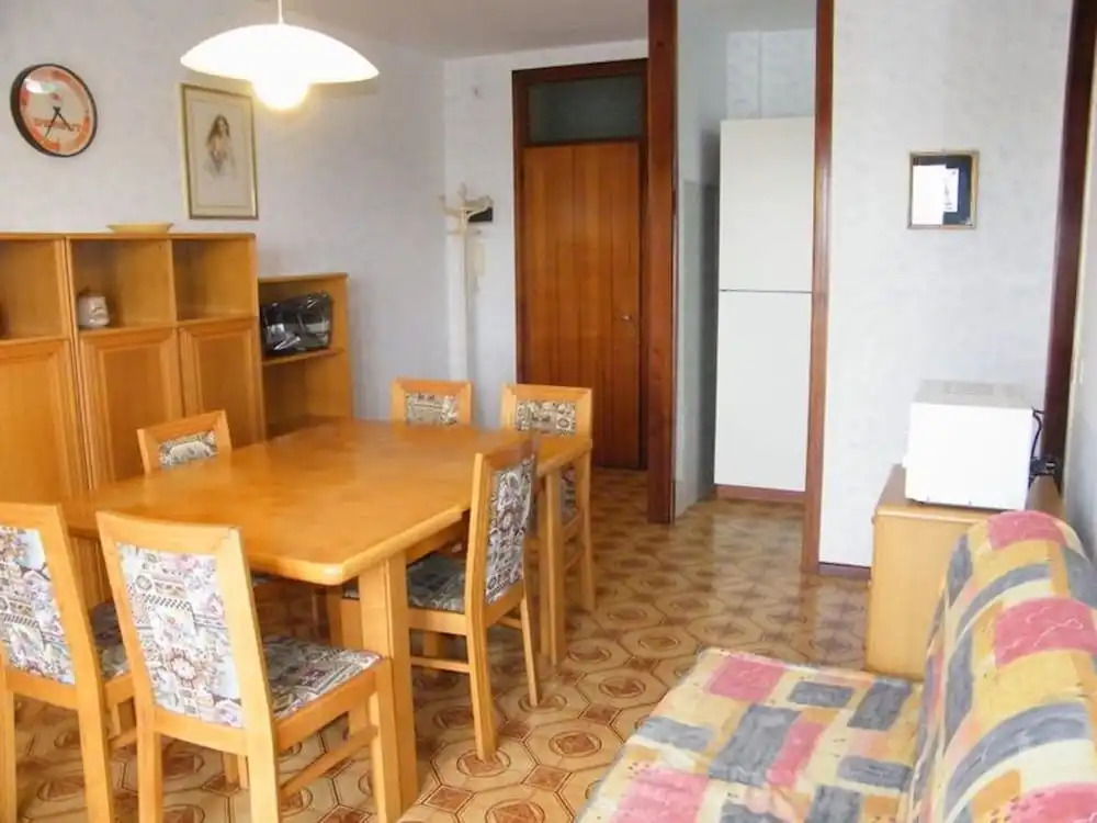 Lovely Flat a Stone's Throw From the Port-beahost
