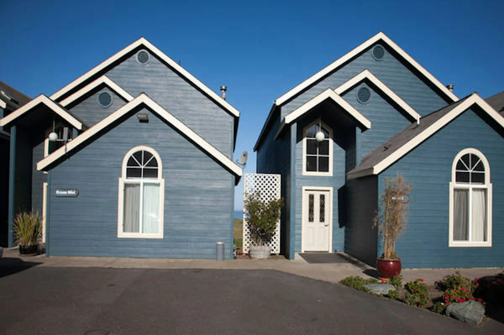 Surf and Sand Lodge