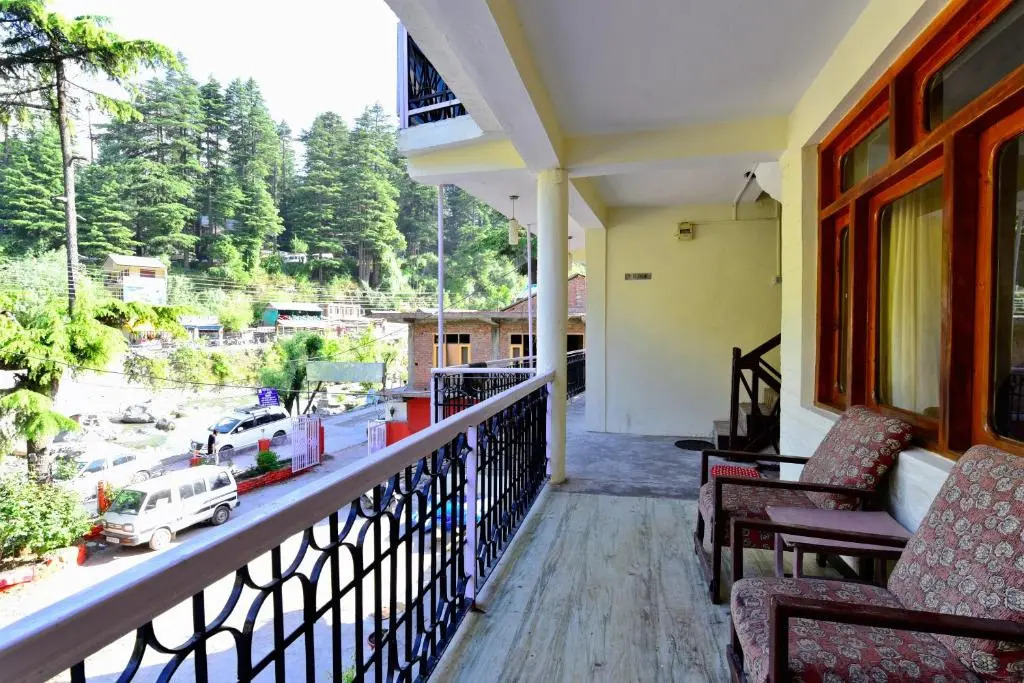 Spot On 37336 Hotel Neelgiri