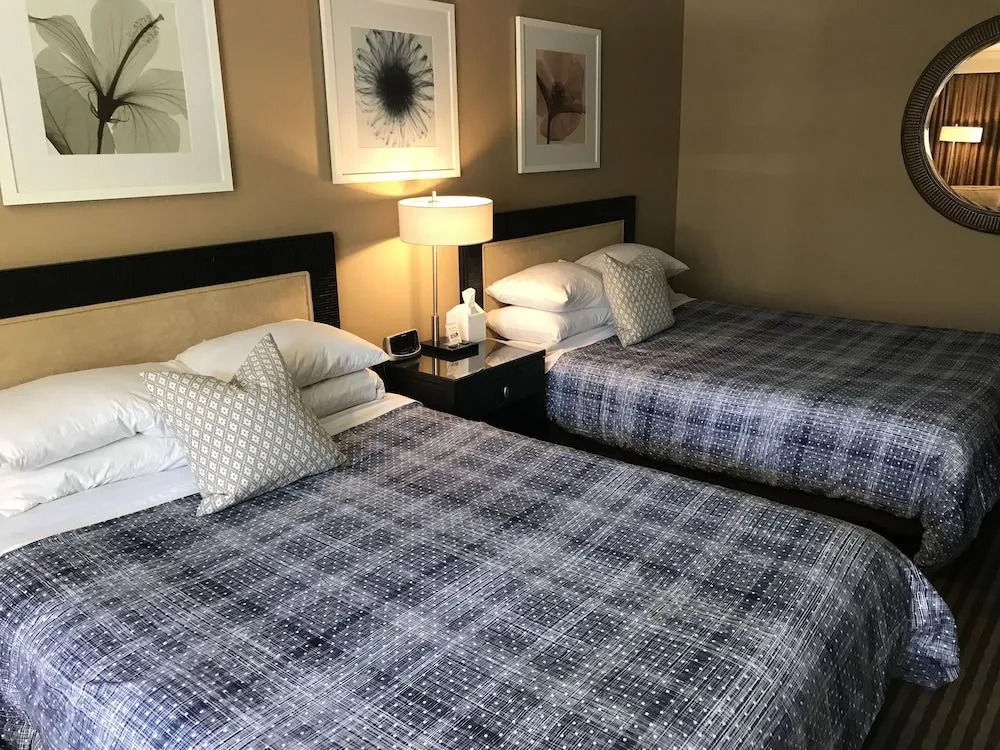 Descanso Resort, A Mens Resort