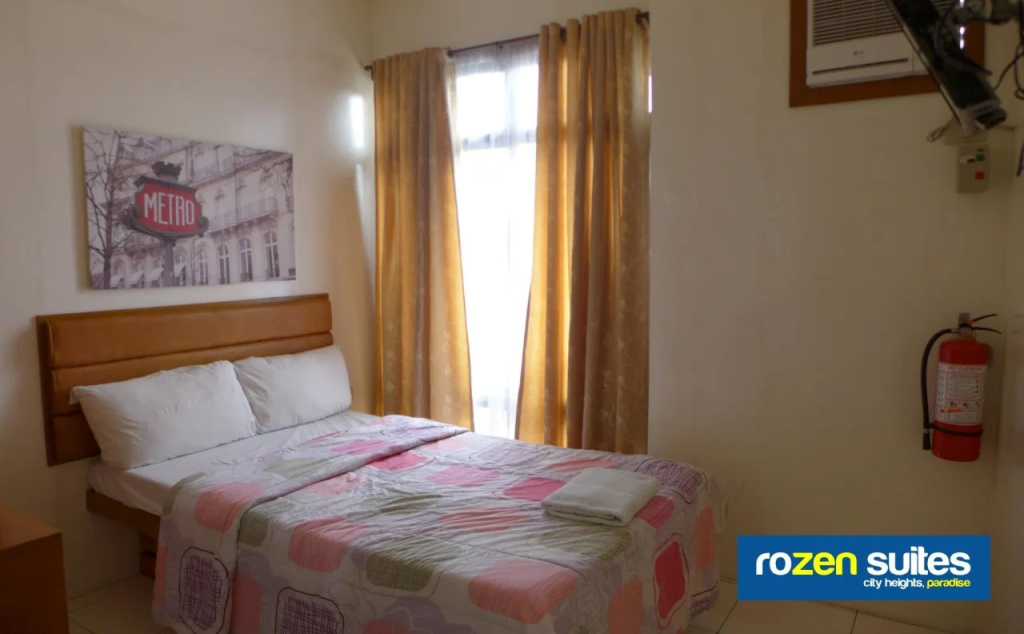 Rozen Suites Paradise
