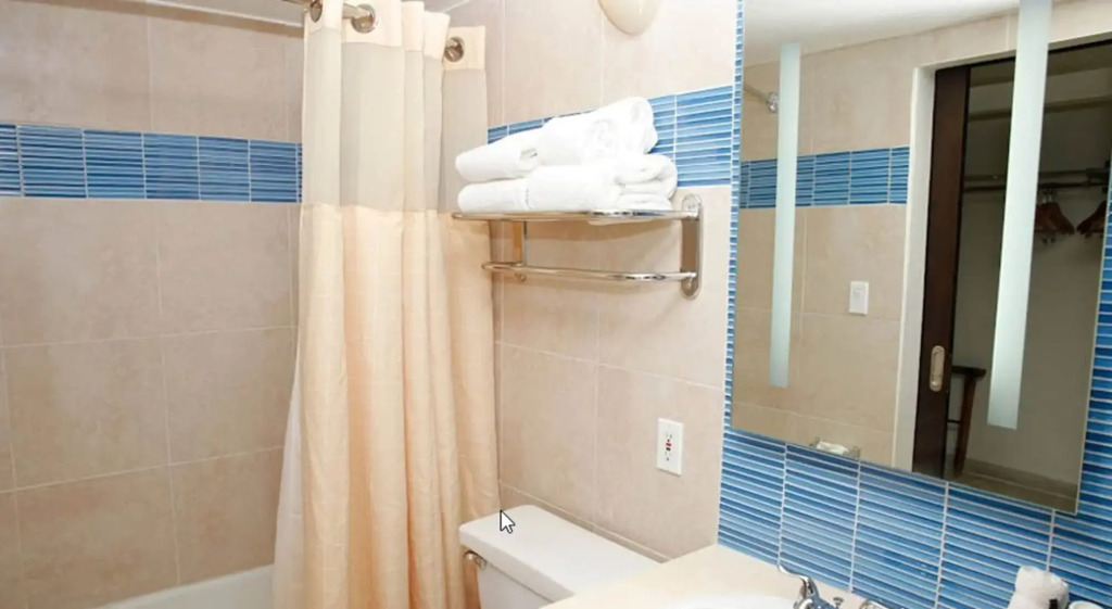 Windward Passage Hotel