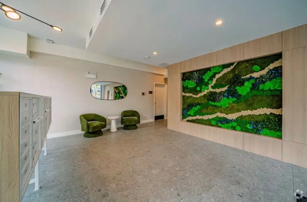 Edgewater Apt With Free Parking Gym Modern Living