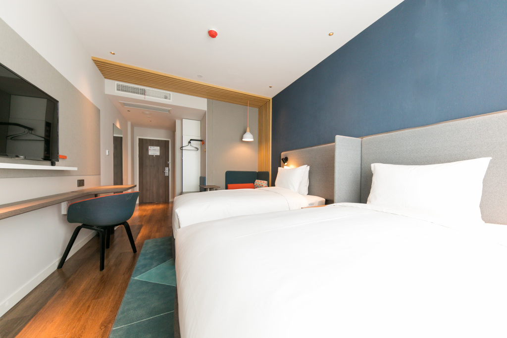 Holiday Inn Express Shanghai Tangzhen by IHG