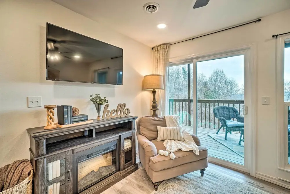Fish & Hike On-site! Pet-friendly Branson Condo