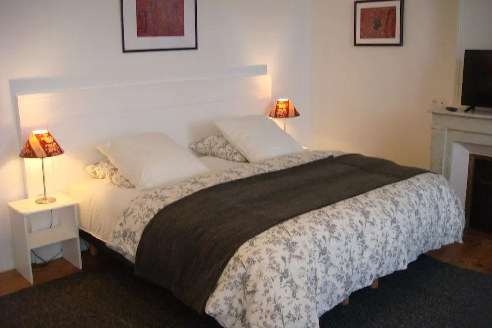 Aumes Sweet Home Chambre dHôtes