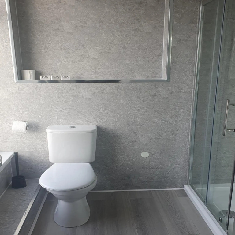 South Beach Kings Promenade Hotel