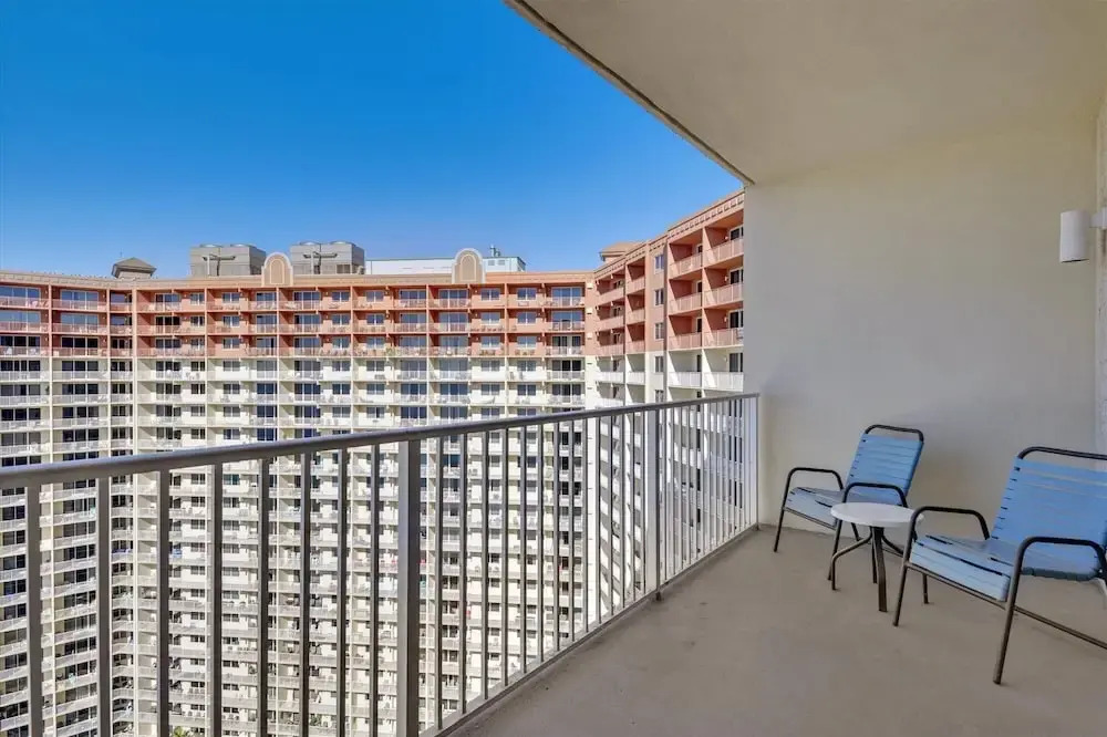 Shores of Panama 2026 - 1 Bedroom+Bunks. Res. Parking! 1 Condo by RedAwning