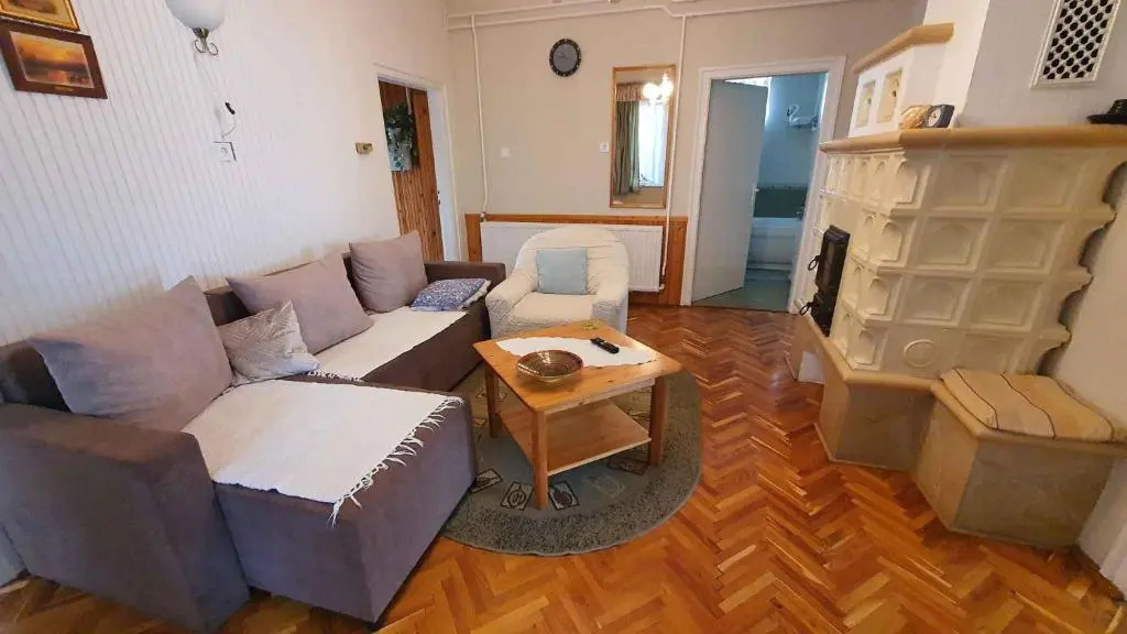 Apartments in Balatonlelle 43115