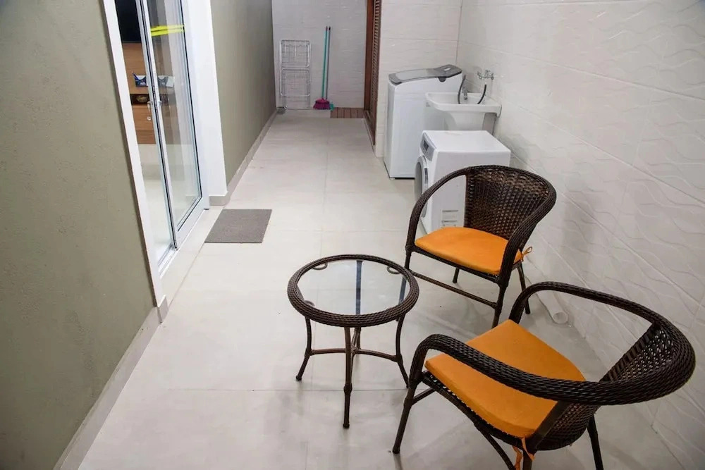 Casa com rea Gourmet a 350m da Praia de Maresias