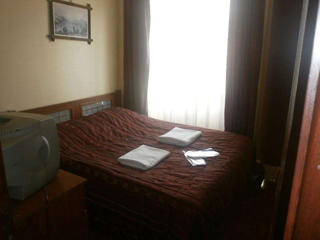 Emre Hotel