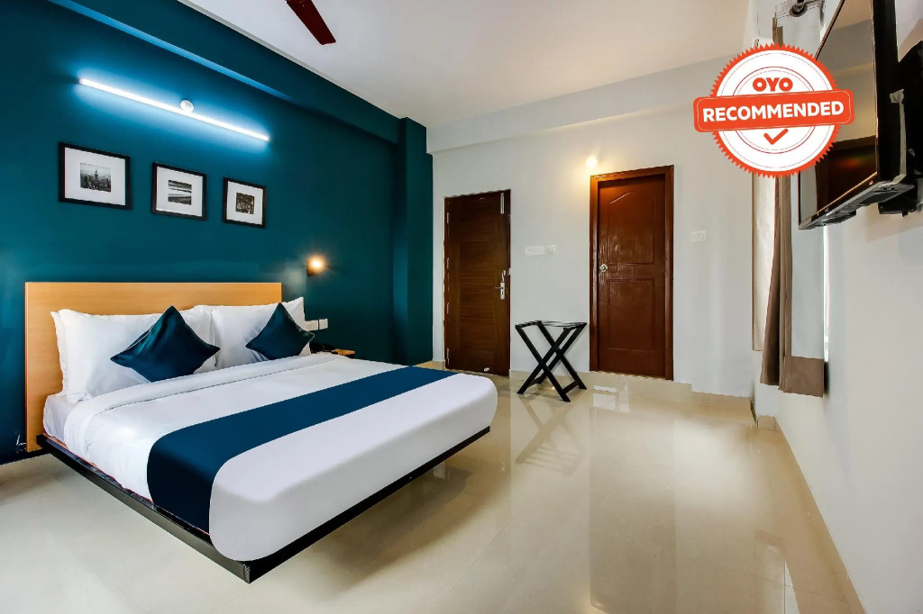 Hotel O Silverkey ,near RTO office kondapur