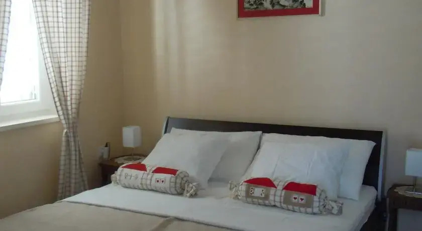 Apartments Busola