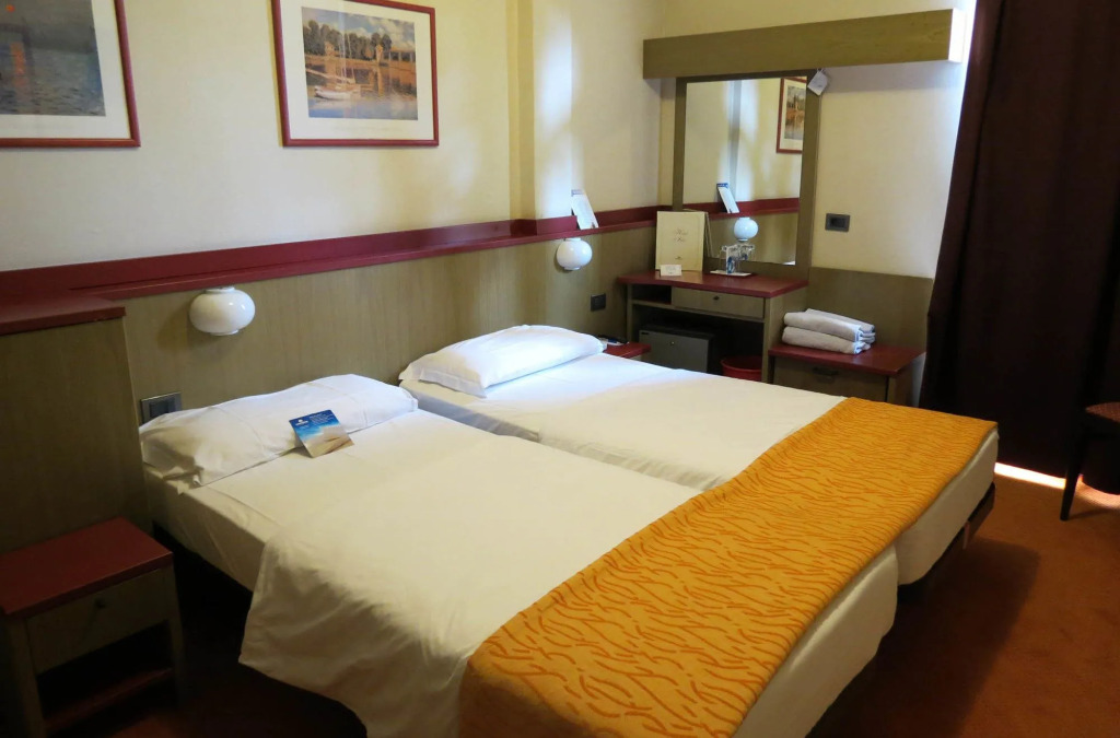 Hotel La Perla - Bike Hotel