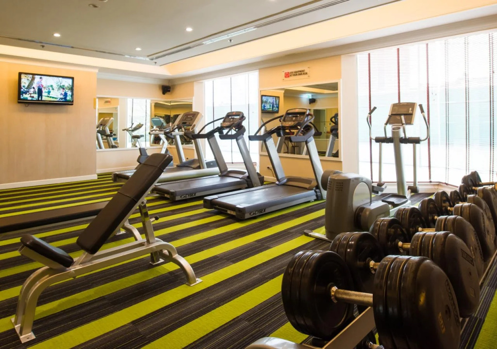 Holiday Inn Bangkok Silom by IHG