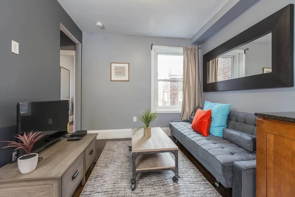 Wonderful 3BR in North End/little Italy