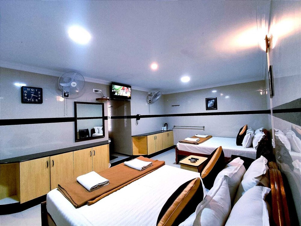 Hotel GVS Residency