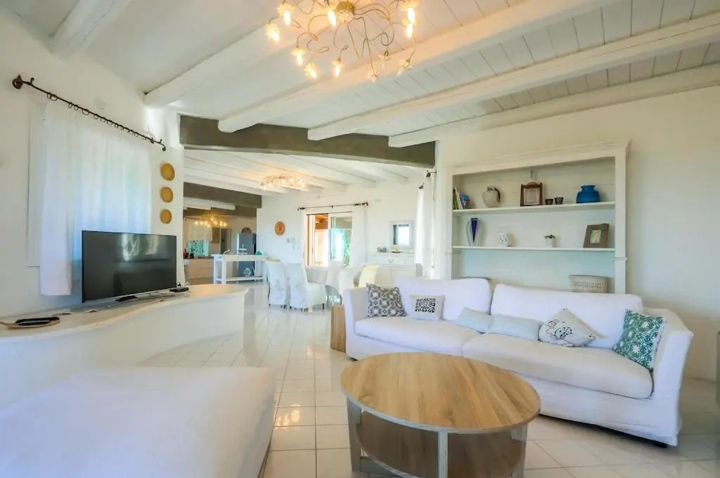 Villa Emmeline fronte mare 5 camere 6 bagni infinity pool WiFi per 12 persone
