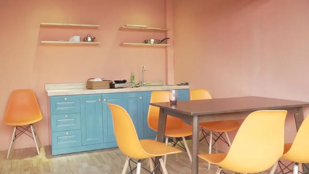 No 10 Homestay
