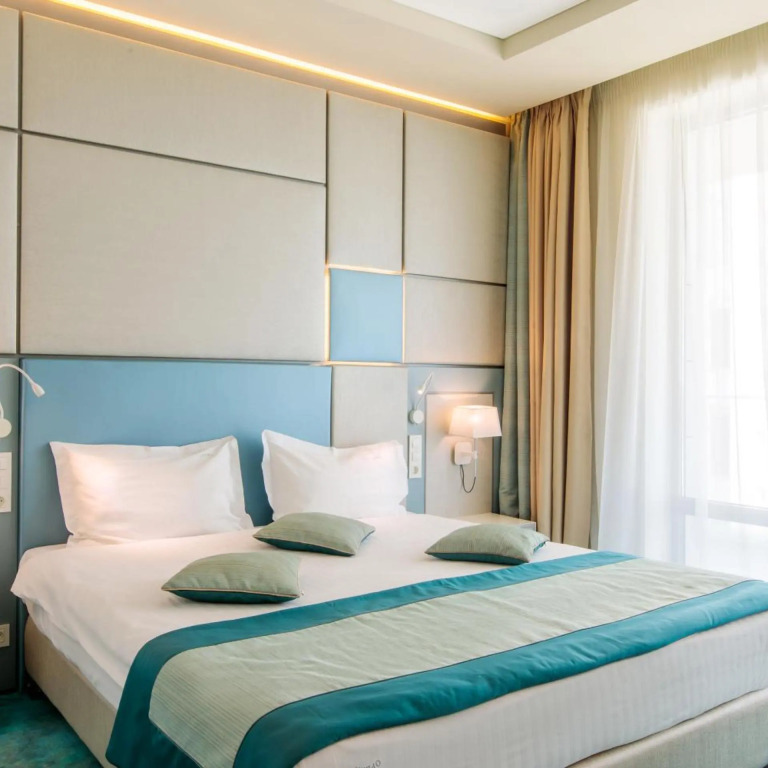 Hotel Opera Mamaia