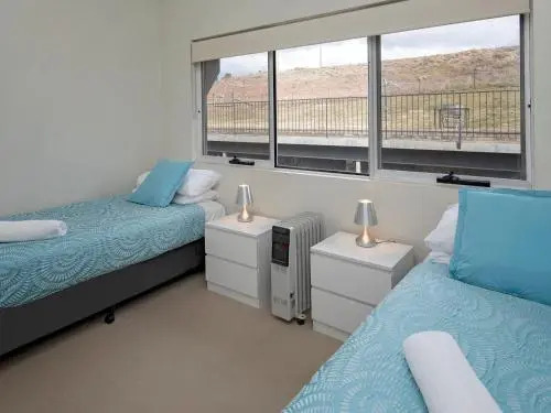 Cascades 18/3 Kurrajong Street