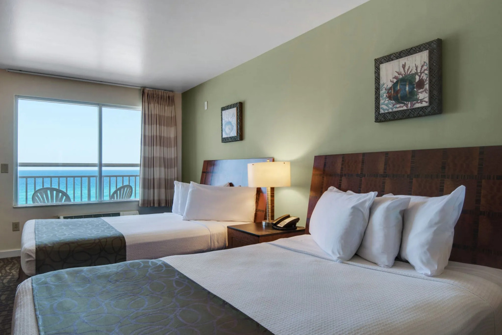 Palm & Tide Beachfront Hotel