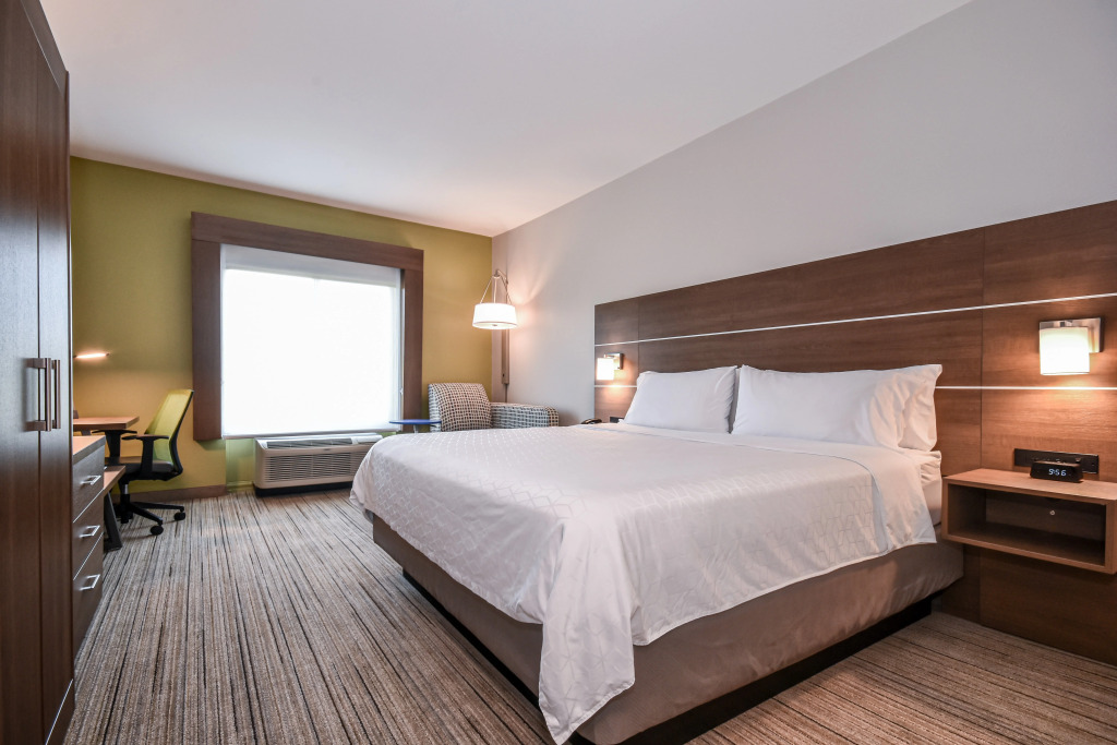 Holiday Inn Express Charlotte Southeast - Matthews by IHG