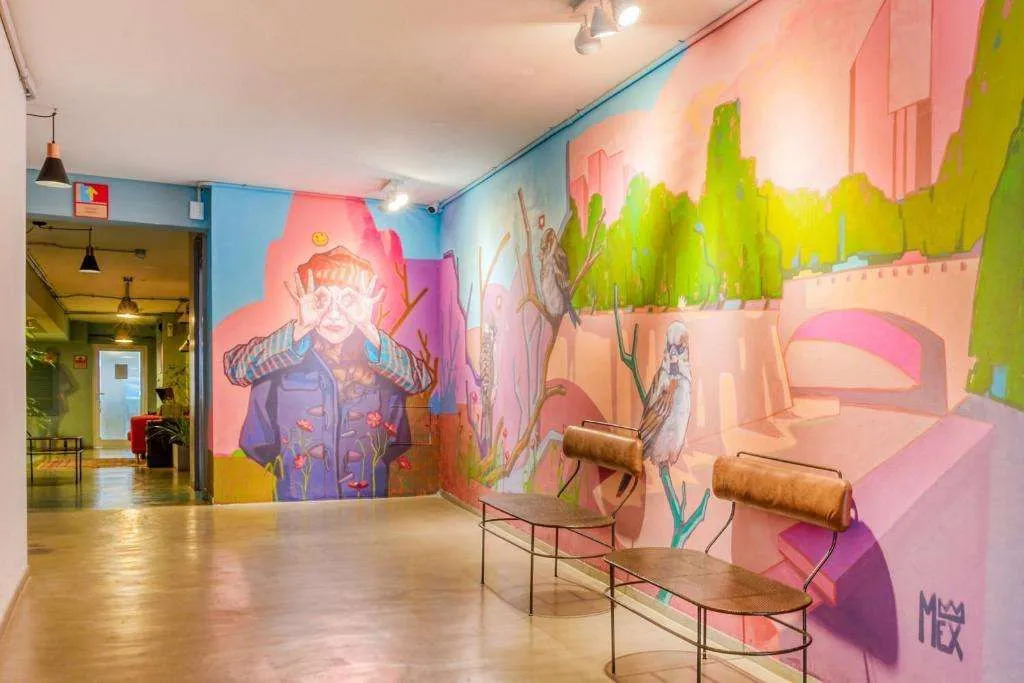 On Aparts Hotel Design