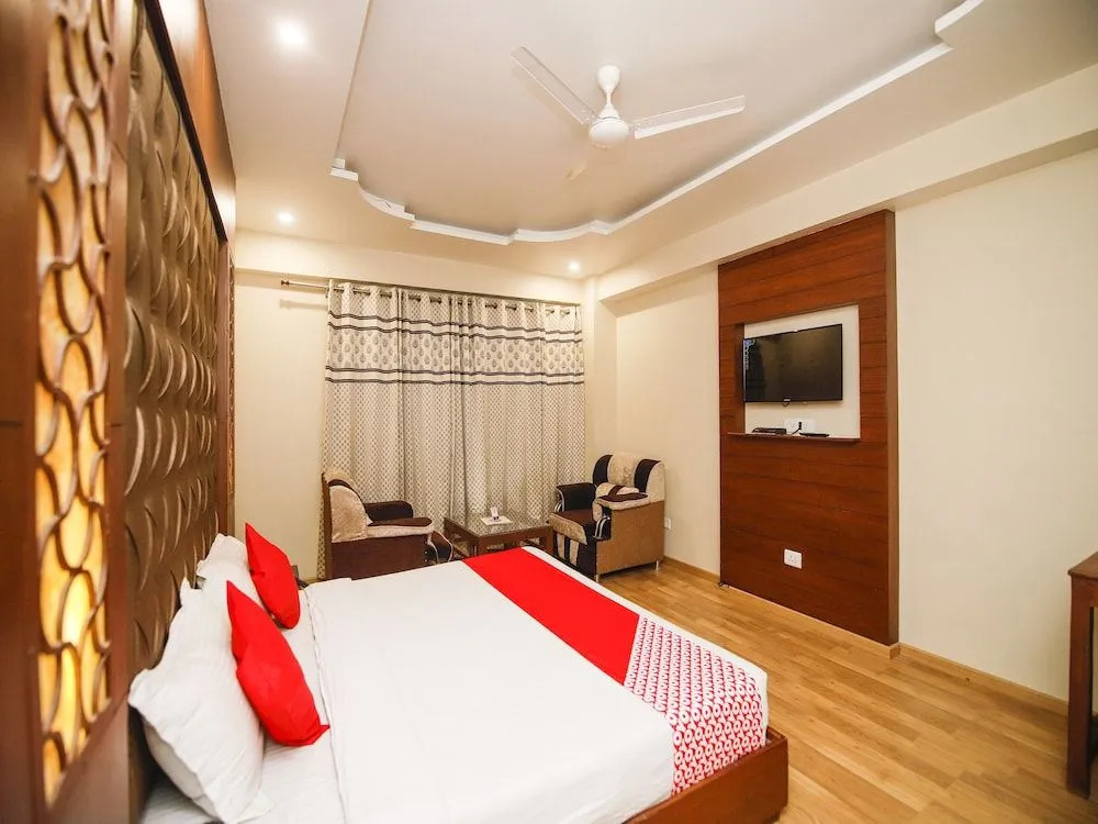 Capital O 27646 Hotel Grand Sm Regency