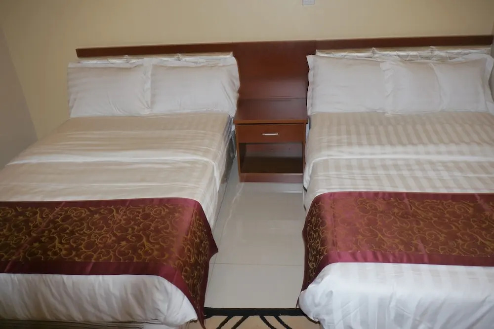 Rosaline Hotel