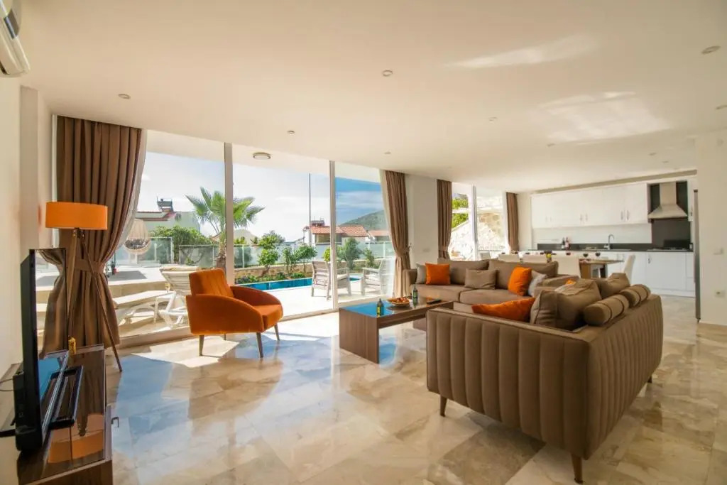 Lumiere Villas 2