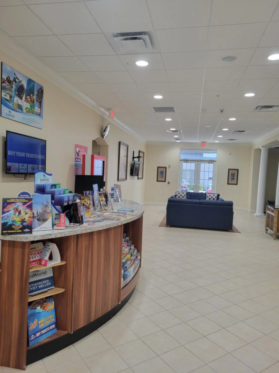 Lakeview Condo Hotel near Disney