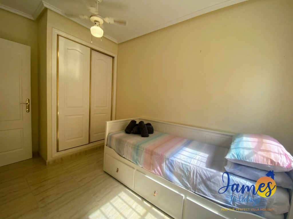 Brisa Golf II ground floor apartment with 2 comm pools EB6
