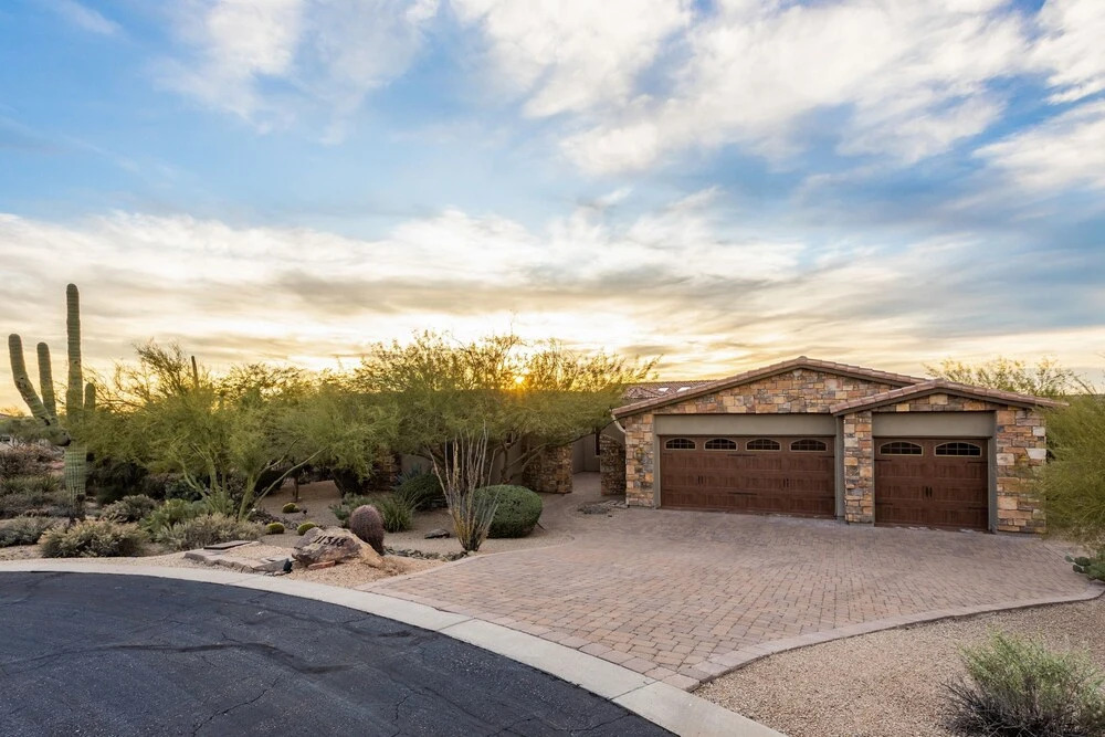 Secluded Palatial Desert W/ Infinity Pool 5 Bedroom Home