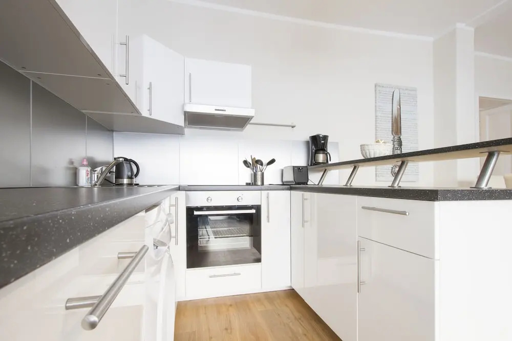 Primeflats - Huge Apartment at Gasometer 17