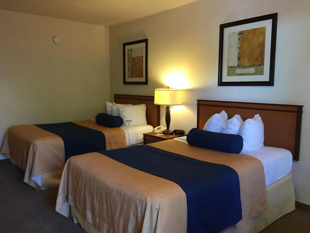 Mikado Hotel - Universal Studios-Burbank