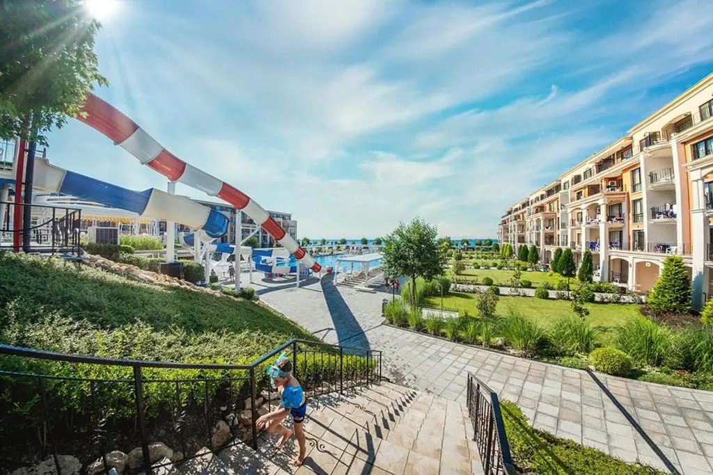 Premier Fort Beach Luxury