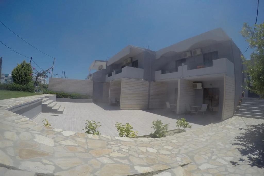 Yianna Studios